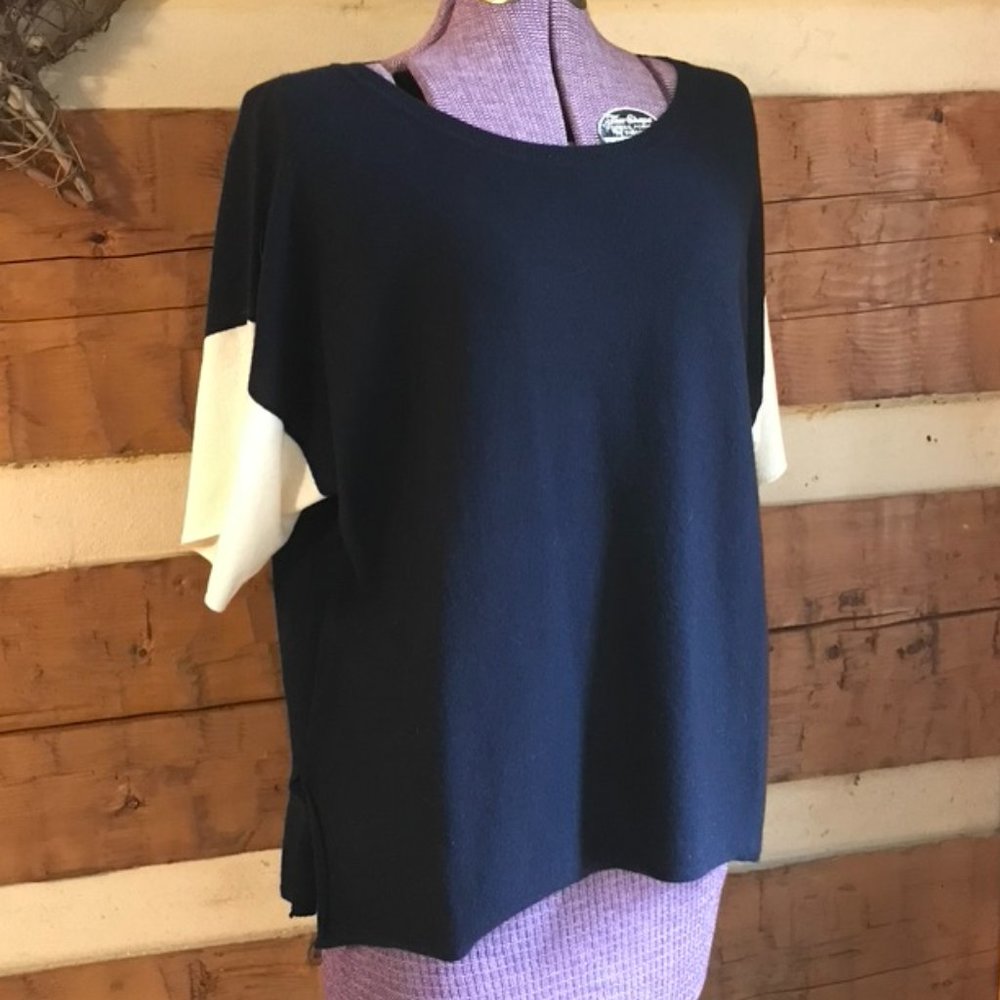Vince Cashmere Sweater Navy blue and Cream